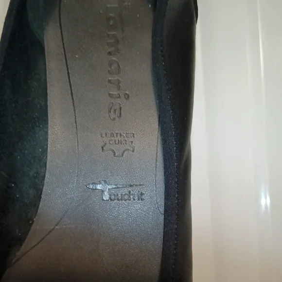 Aris Black Leather Loafers Minimalist Slip-On Flats - Picture 6 of 7